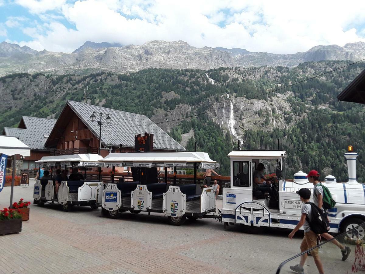 Apartmán L'Aigle Royal Vaujany Exteriér fotografie